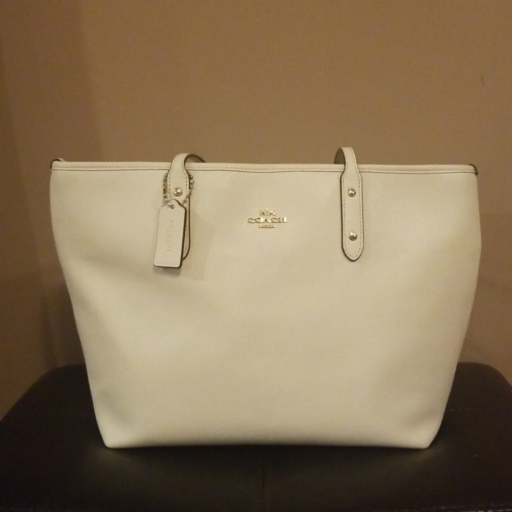 COACH zip tote